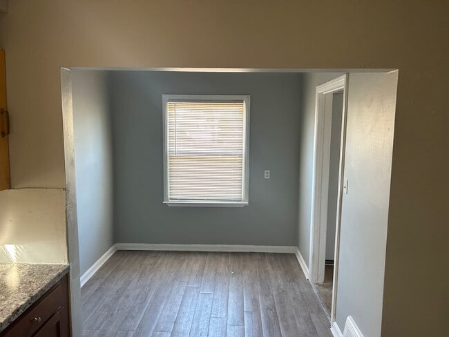 Building Photo - 2669 Electric- 3 BEDS & 2 BATH FOR RENT!