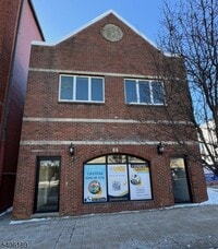 Building Photo - 89 Main St