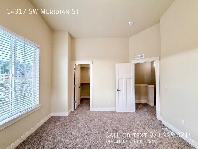 Building Photo - 14317 SW Meridian St