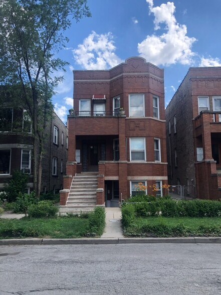 Building Photo - 2217 Rice W St