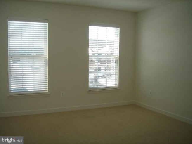 Building Photo - 11017 Baldwin Dr