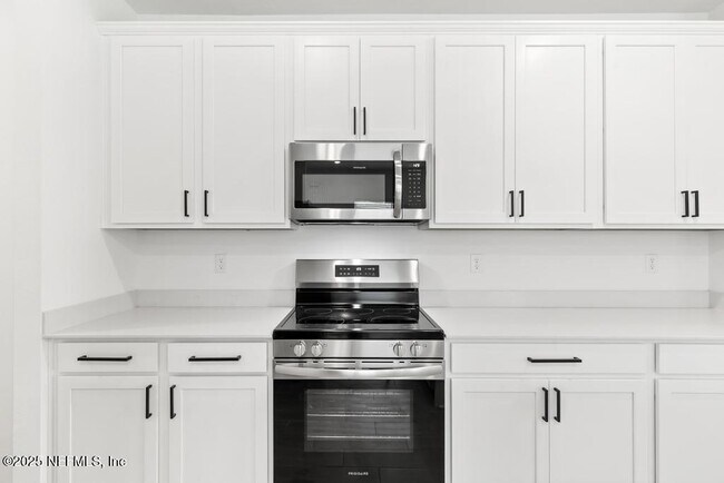 Building Photo - 355 Miromar Lk Dr
