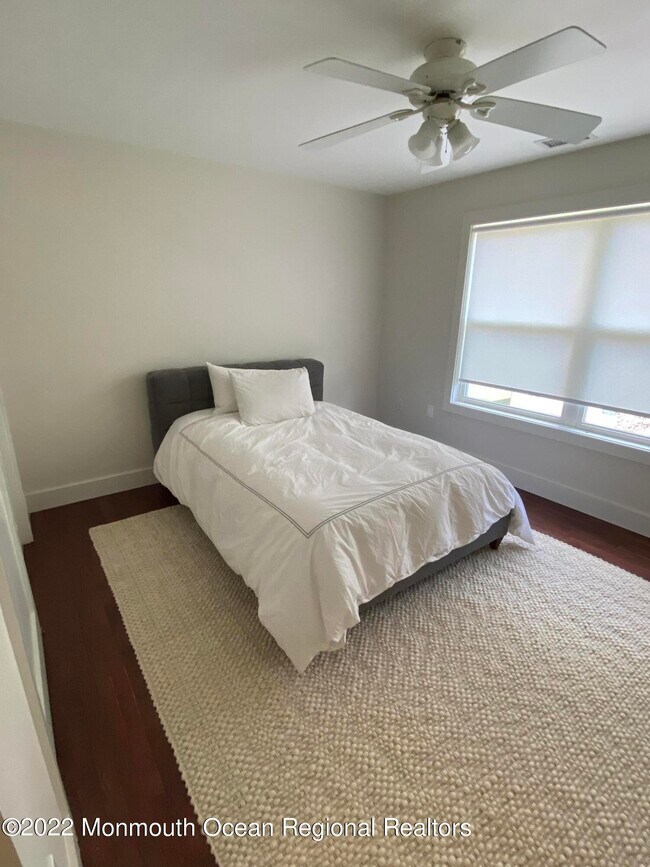 Building Photo - 155 Belmar Ave