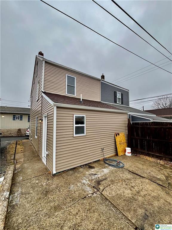 Building Photo - 11 Early St