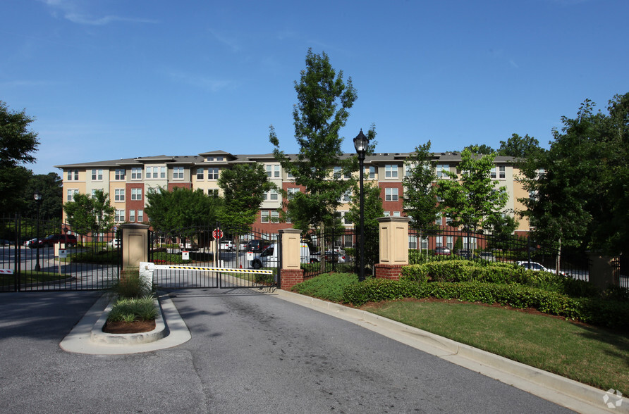 Primary Photo - Candler Forrest Apartments