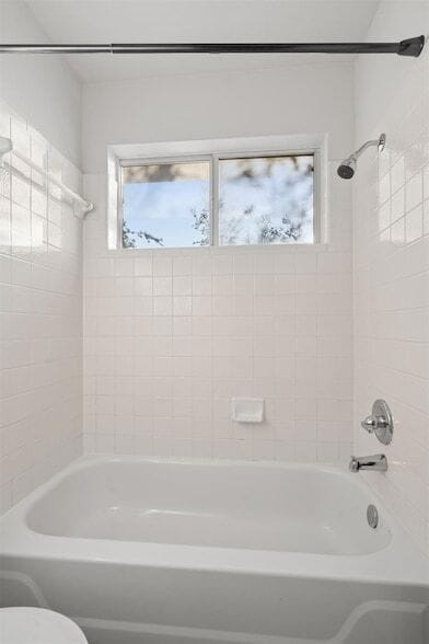 Building Photo - 803 Cashew Ln