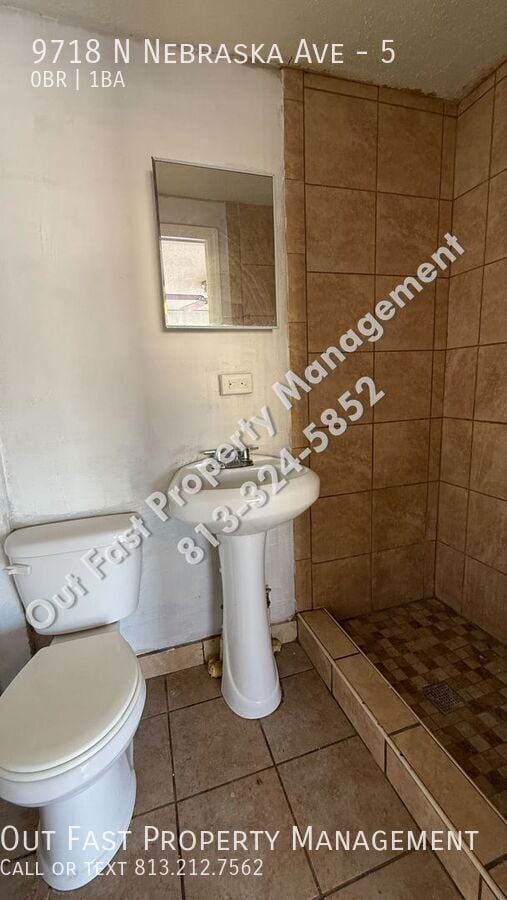 Building Photo - 9718 N Nebraska Ave