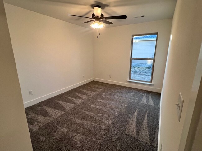 Building Photo - NEW 3 Bedroom In Carl Junction!