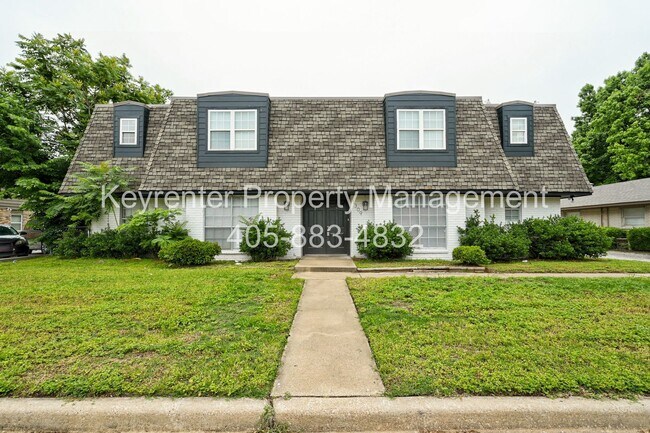 Building Photo - REMODELED 2 Bed 2 Bath 1 Mile West from Campus!