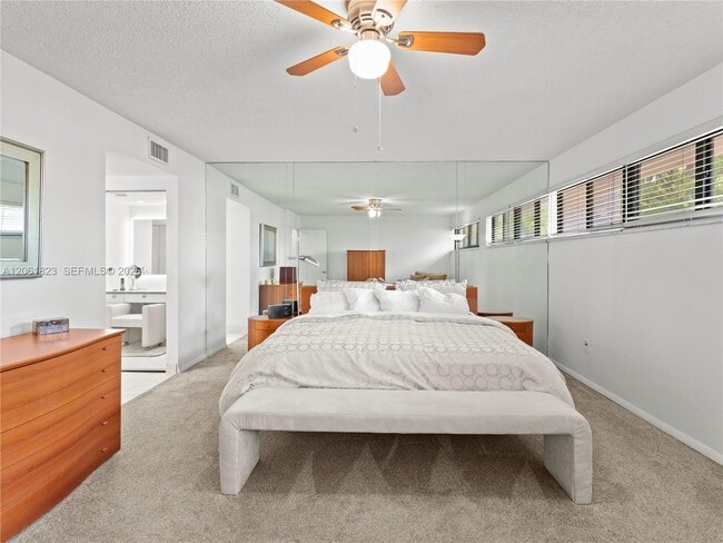 Building Photo - 8133 SW 86th Terrace
