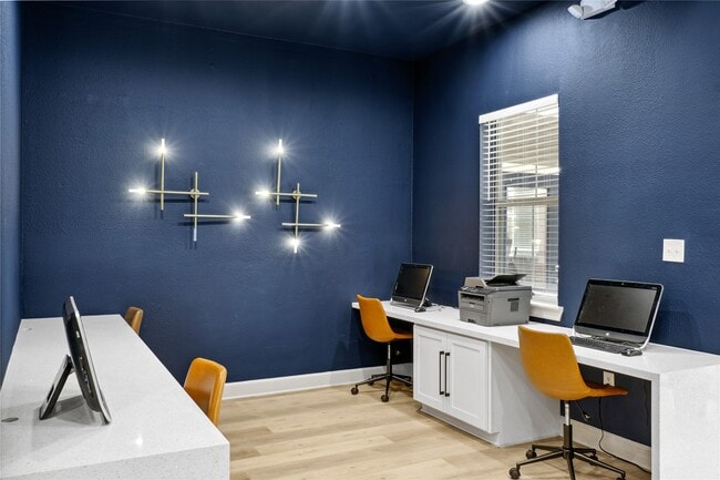 Building Photo - 9494 Humble Westfield Rd