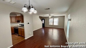 Building Photo - 8871 Staghorn Ml