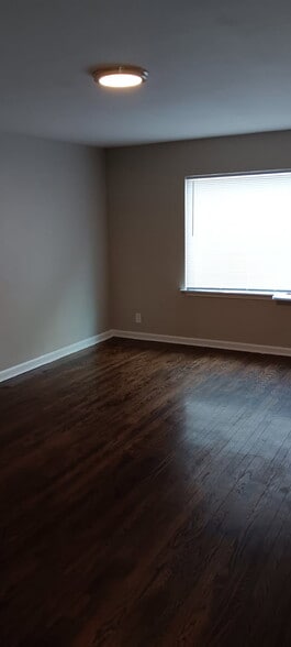 Building Photo - 14992 Allisonville Rd