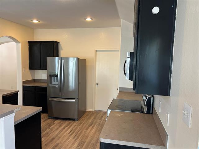 Building Photo - 10416 Devin Ln