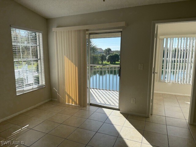 Building Photo - 153 Santa Clara Dr