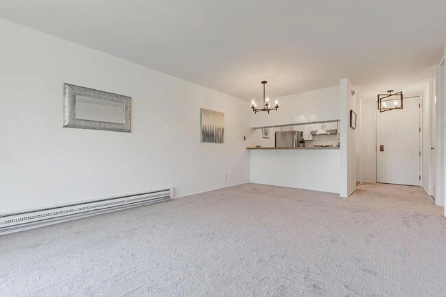 Building Photo - "Spacious 1-Bed Sanctuary with Luxurious F...