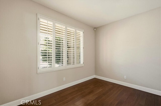 Building Photo - 86 Quail