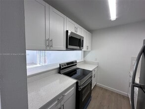 Building Photo - 6090 W Flagler St
