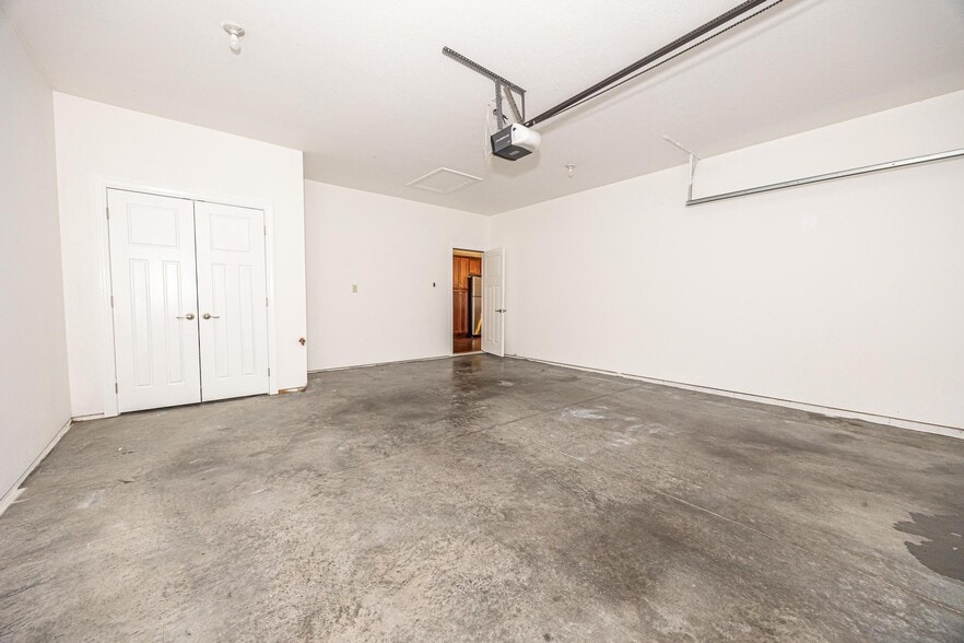 Building Photo - 4463 Downey St