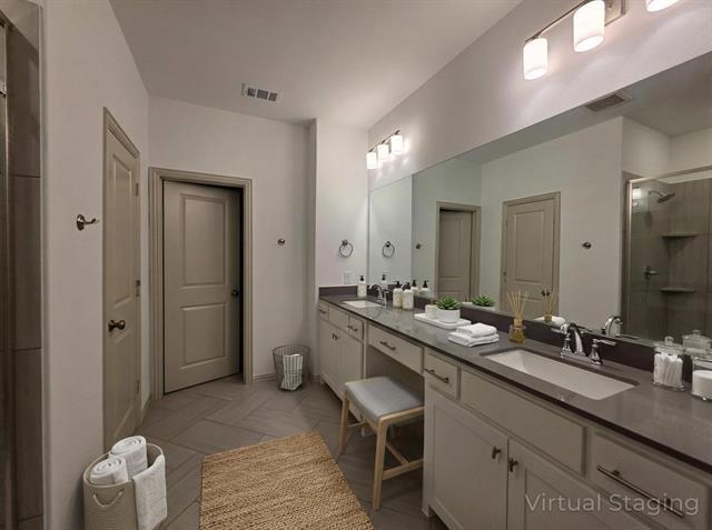 Building Photo - 424 4th St