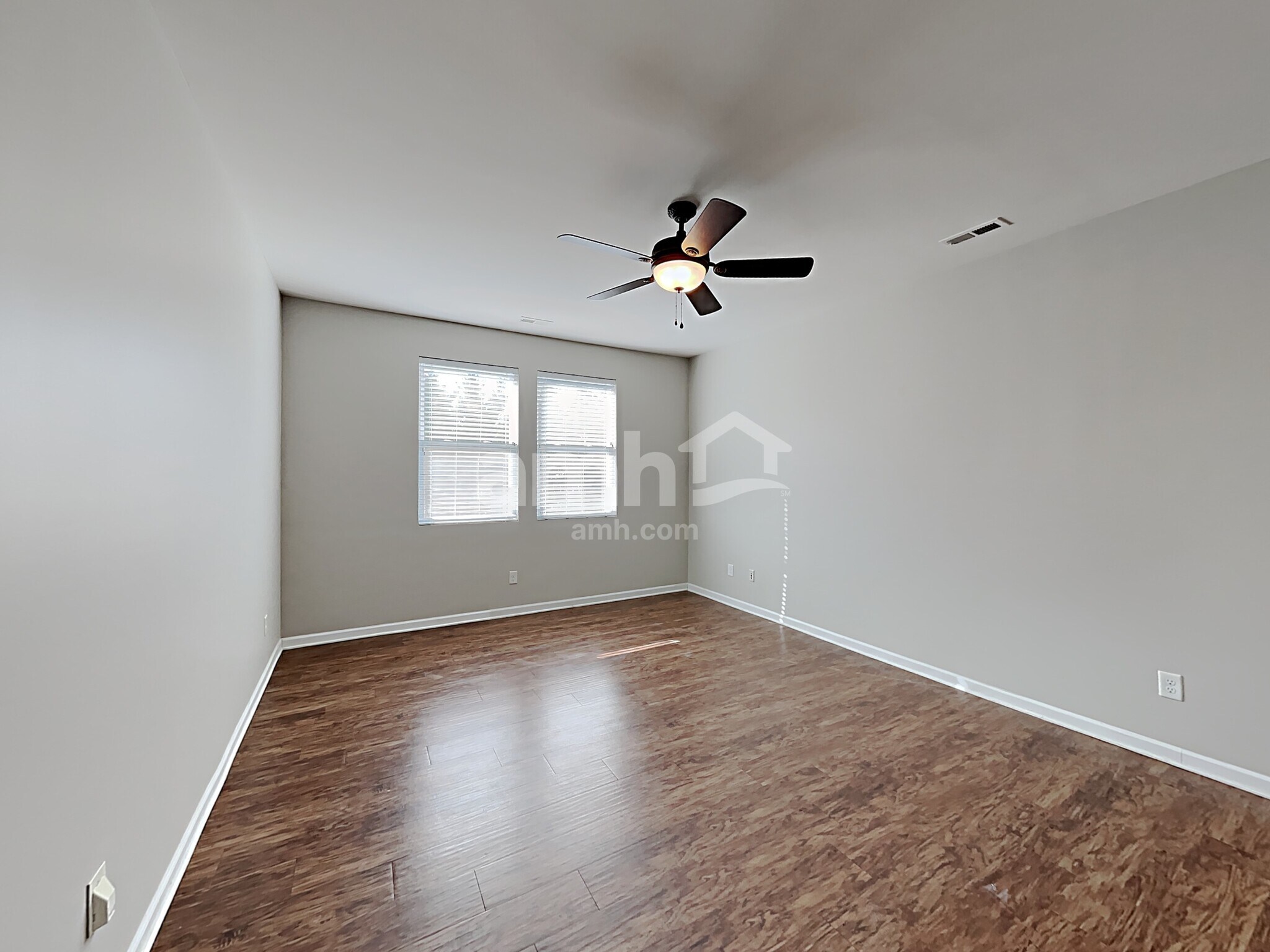 Building Photo - 1015 Green Terra Rd