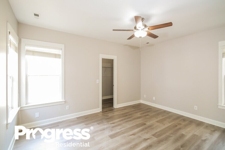 Building Photo - 11318 Deer Ridge Ln
