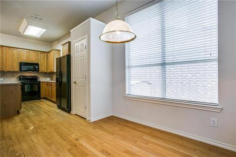 Building Photo - 7907 Rosebriar Ln