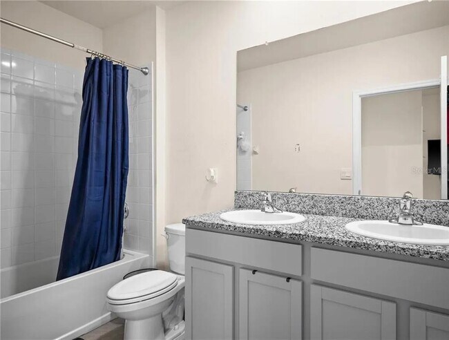 Building Photo - 17046 Oval Rum Dr