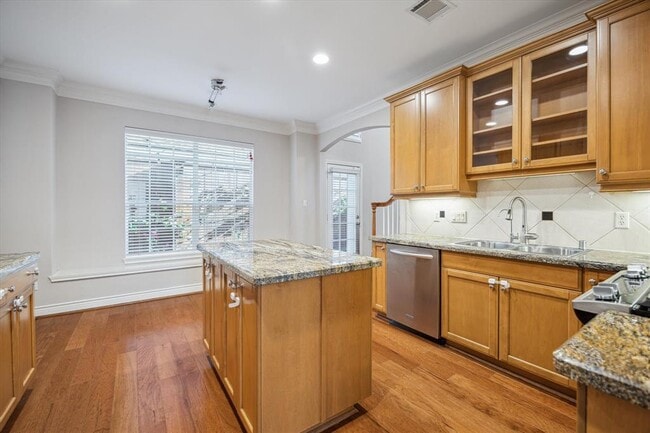 Building Photo - 3609 Timberside Cir Dr