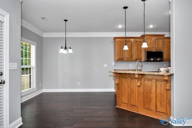 Building Photo - 108 Blackwood Dr NW