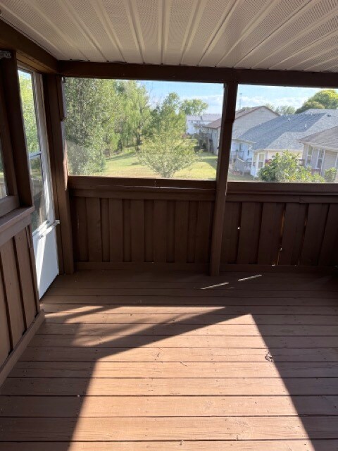 Building Photo - 1258 W Bluegrass Rd