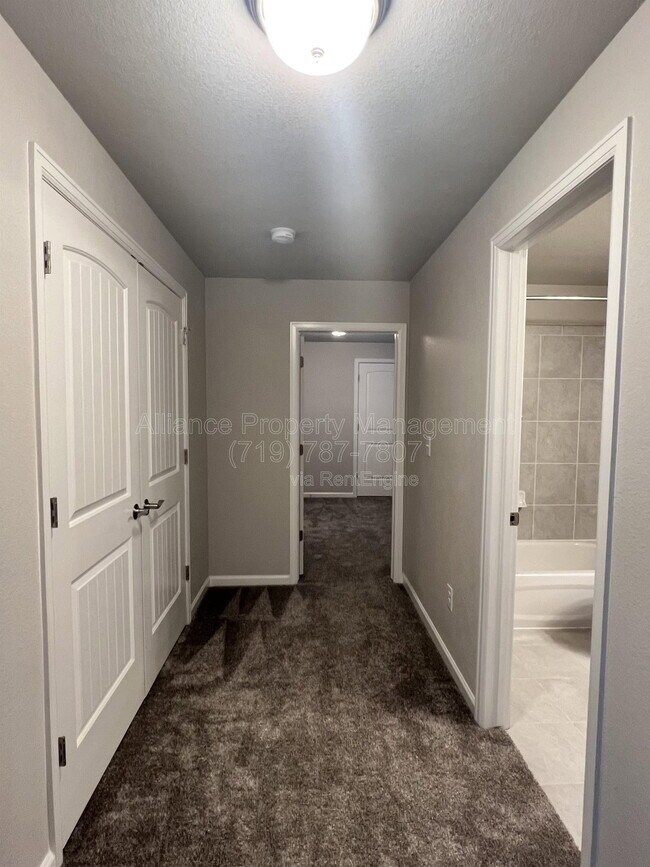Building Photo - 4471 Allenite Point