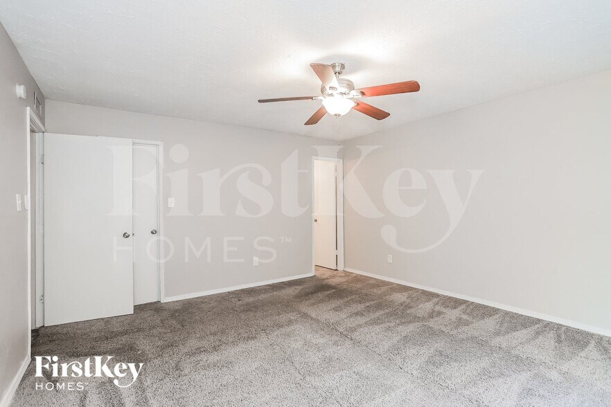 Building Photo - 16939 Macleish Dr