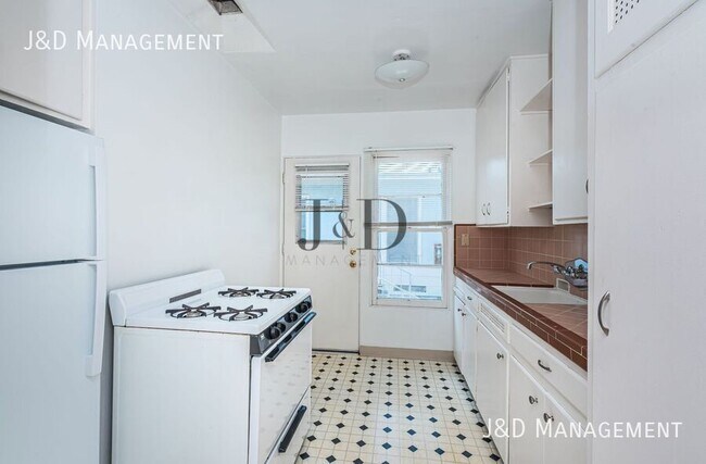 Building Photo - 4376 1/2 LOUISIANA STREET-4376 1/2