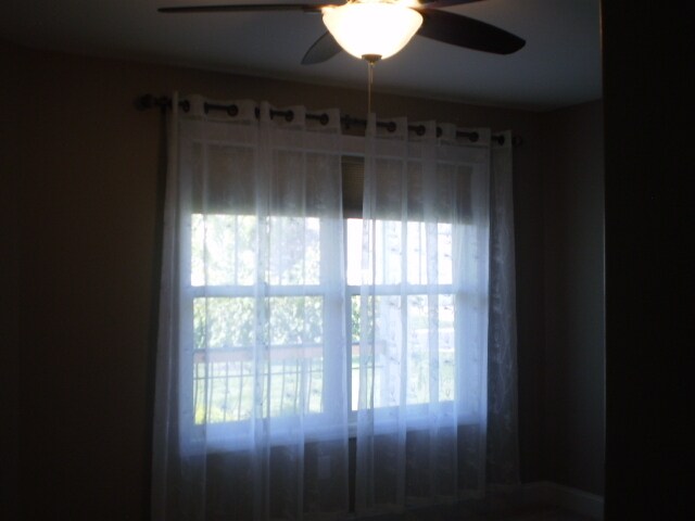 second bedroom - 99 Tuscany Cir