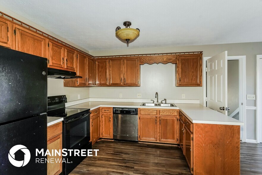 Building Photo - 1217 Huntingboro Ct