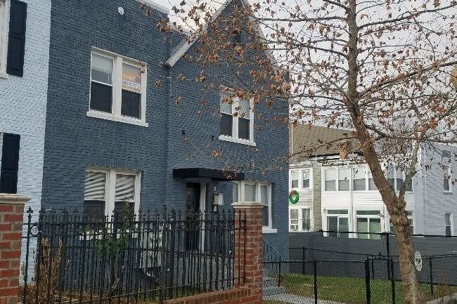 Primary Photo - 1107 Penn St NE