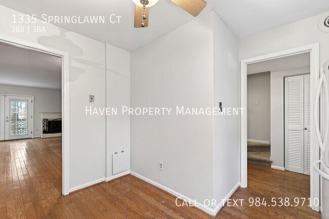 Building Photo - 1335 Springlawn Ct