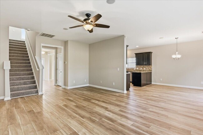 Building Photo - Spacious 5-Bedroom Home in the Live Oak Community – Richmond Hill, GA