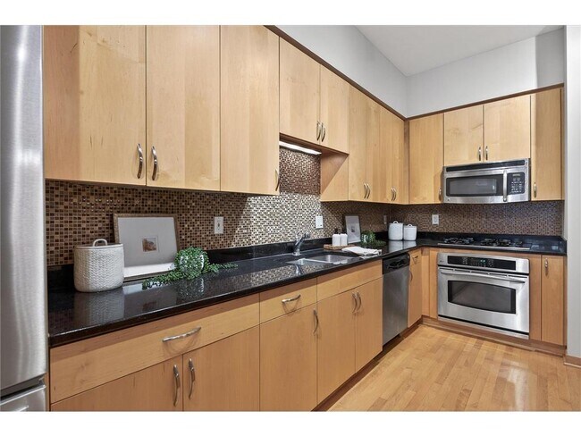 Building Photo - 111 N 4th Ave