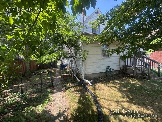 Building Photo - 407 Idaho Ave