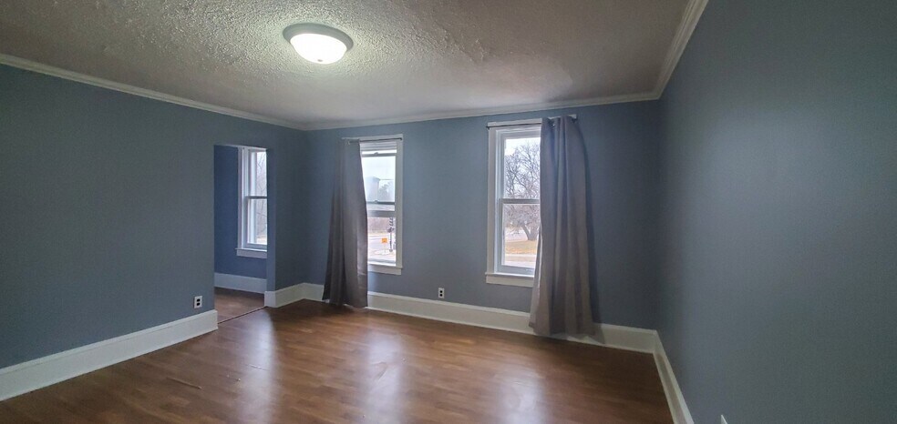 Building Photo - 527 Tedesco St