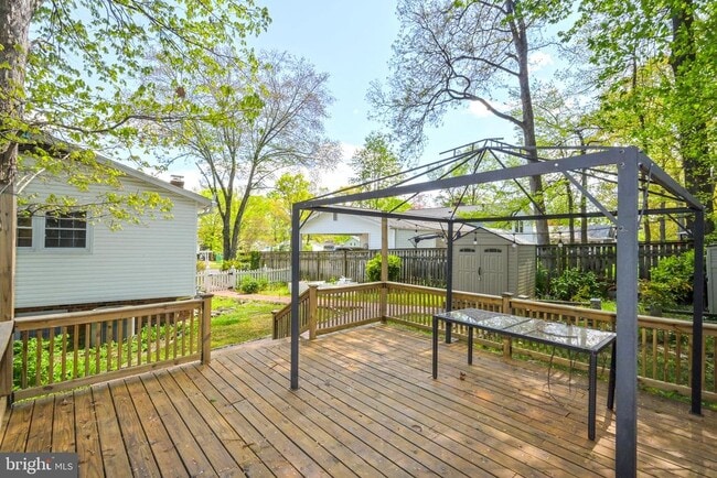 Building Photo - 2412 Rockbridge St