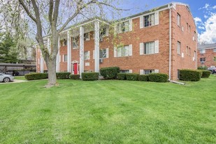 Building Photo - Wilshire Apartments