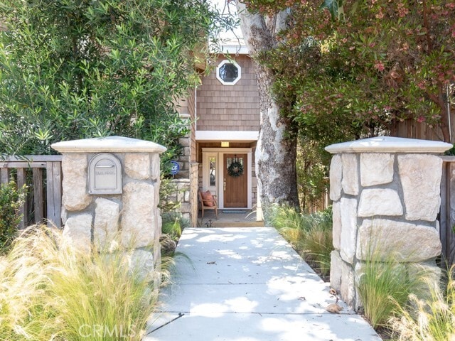 Building Photo - 3613 Walnut Ave