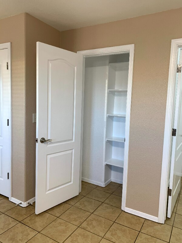 Building Photo - 6345 Reynolds Dr