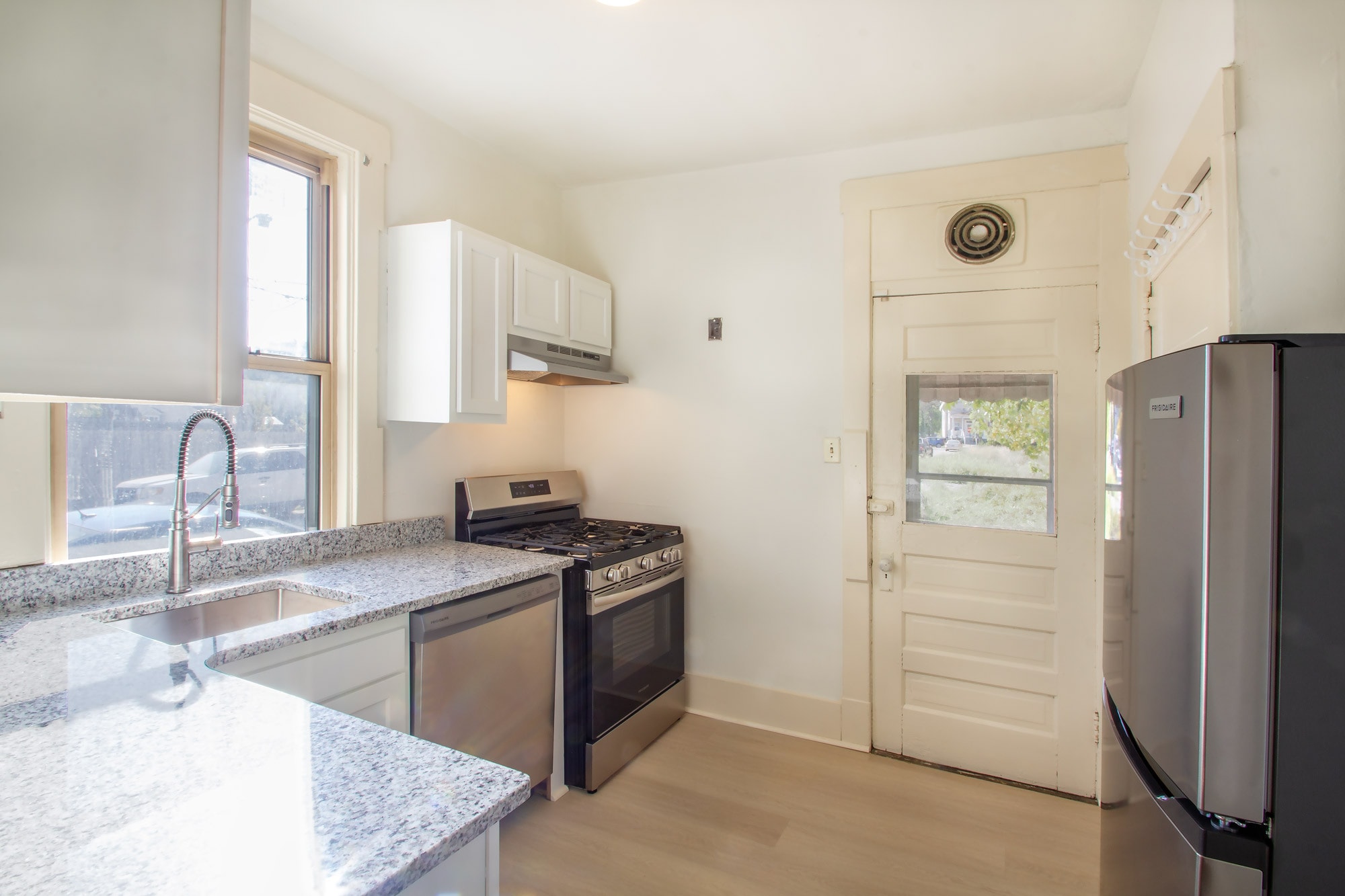 Building Photo - 132 S Trenton Ave