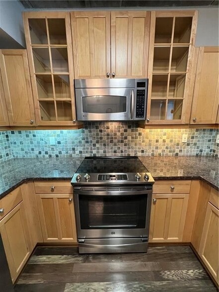 Building Photo - 800 Peachtree St NE