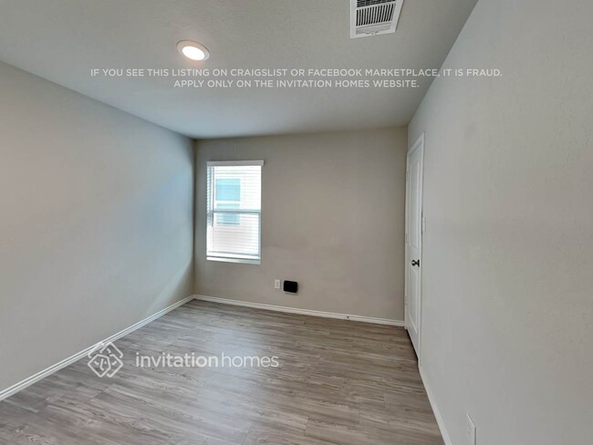 Building Photo - 4155 Southton Tarn