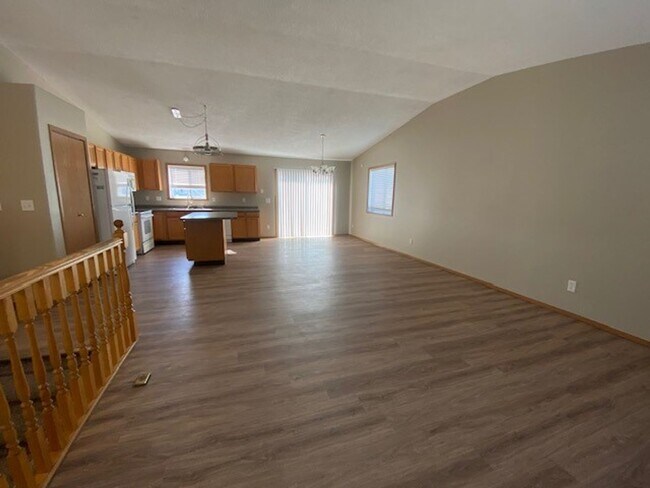 Building Photo - 6013 23rd St S